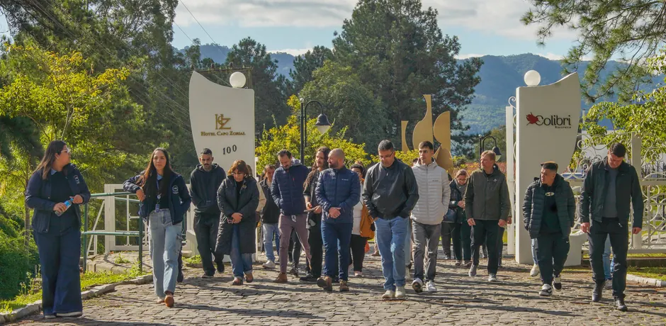 Participantes chegando ao Recanto Maestro